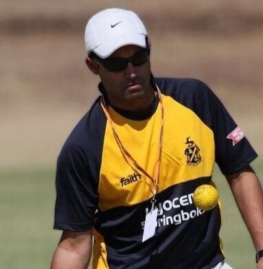 Dangers of Distractions in Cricket!