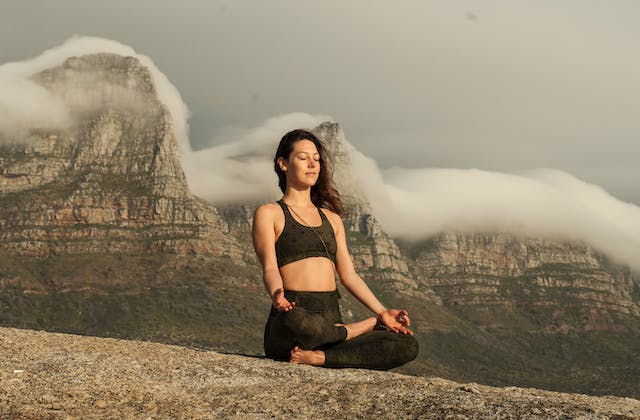 The correct technique or posture of meditation